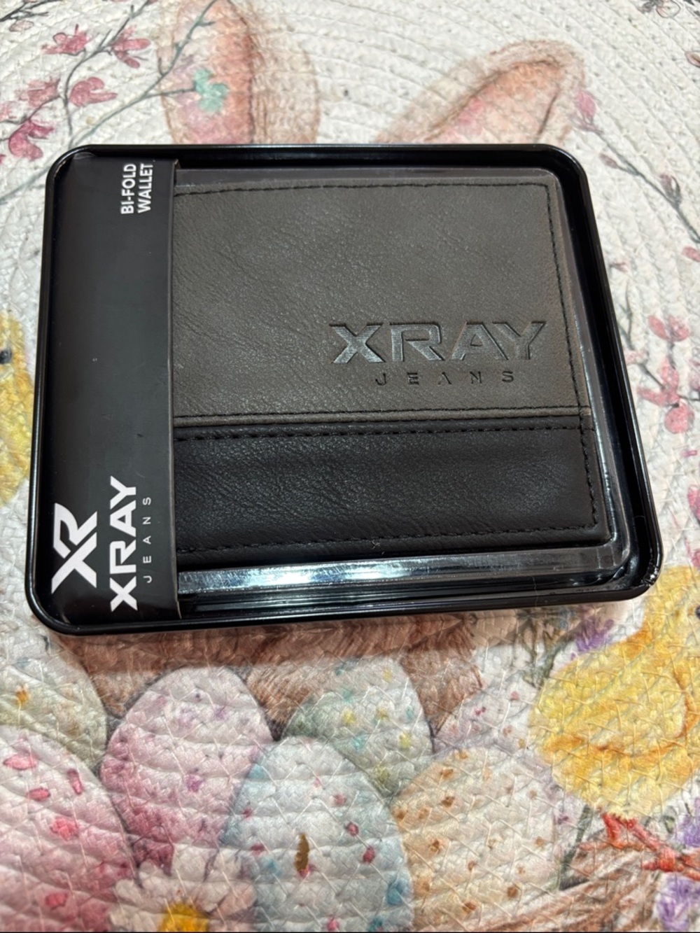 XRAY Jeans Men's Black Bi-Fold Leather Wallet